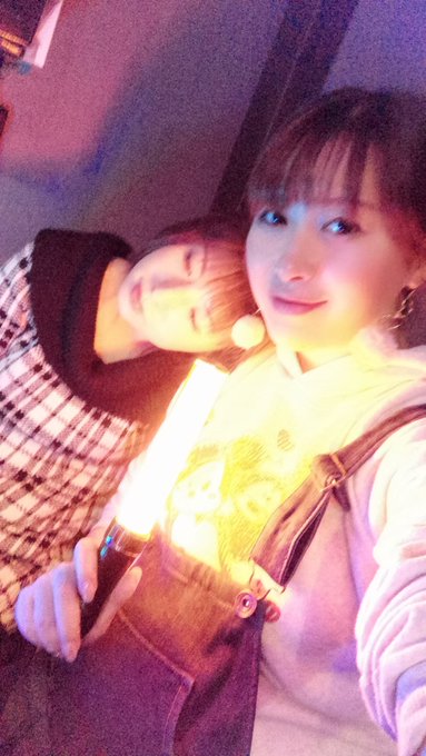 ライブ終わりで現実世界に戻ったら 息子が「石鹸とか口紅って食べれるんだよ」ってなんの話ですか？  誰ですか私のいない間にとんでもないことをふきこんでくれたのは  「食えるわけねーだろ！死ぬぞ！」 必死で止めた