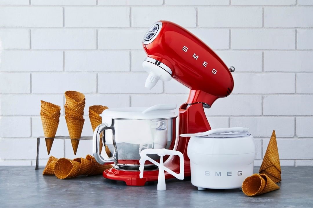 😍😍 This red Smeg mixer and ice cream maker are giving us all the Festive Feels!🍦

One lucky follower will be winning these beauties at the end of this month, visit my pinned post to enter. #Hirschs #FestiveFeels #SmegLove