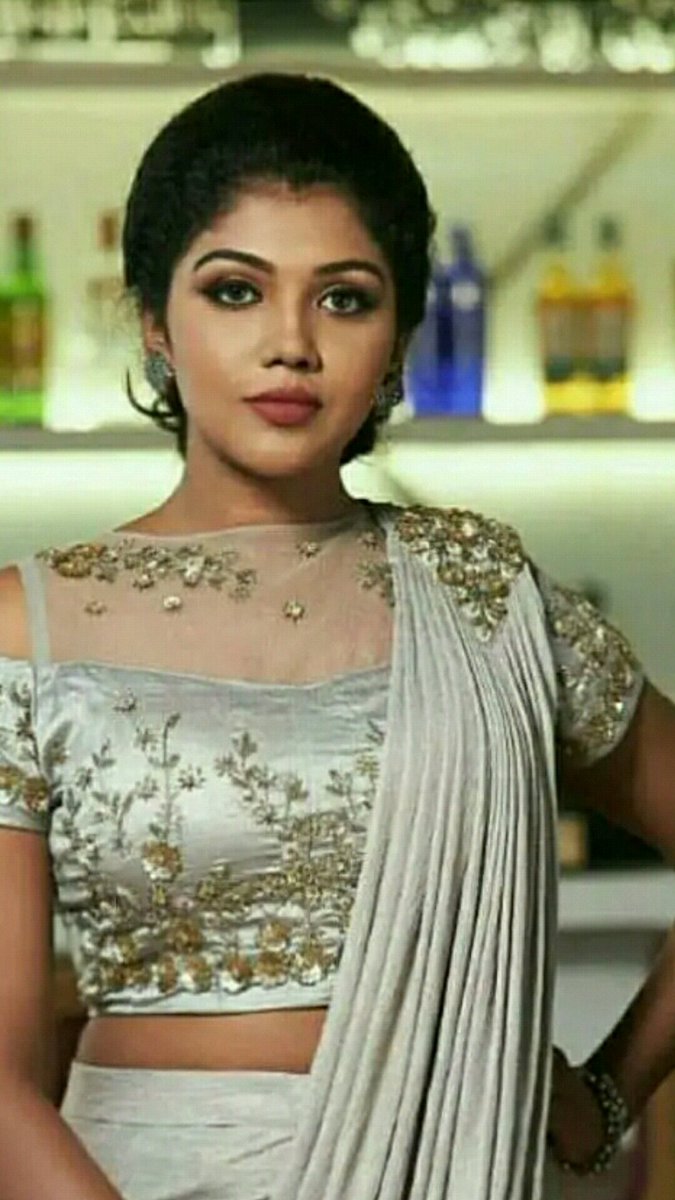 என் வாழ்நாளில் சினிமா துறைகளில் இருந்தும் எளியாக வாழும் இரண்டு  நபர்களிர்களில் நீயும் ஒருவர் ..
போராடு வெற்றி பெறு ..
<a href="/Riythvika/">Riythvika✨</a> #riythvika <a href="/PRO_Priya/">India country Deputy prime minister-priya</a>