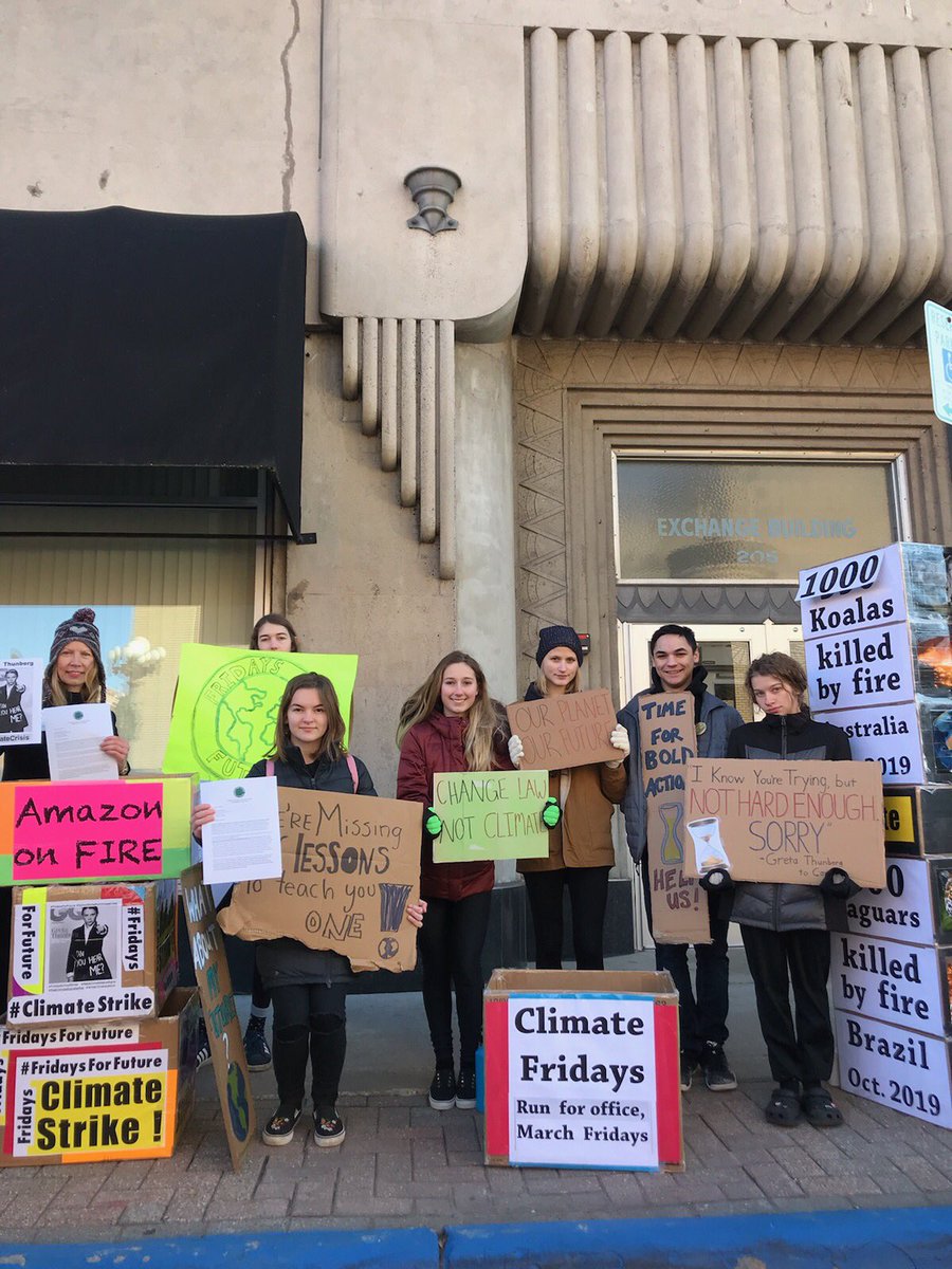 JanetteD's tweet photo. Here we are outside 2 Members of Congress offices’ before &amp; after 58 of us each signed &amp; delivered letters to Rep. Ron Kind &amp; Sen. Tammy Baldwin today for climate action. We’re asking them to co-sponsor 7 urgent bills.

#ClimateStrike #LaCrosseWI #COP25 #FridaysForFuture #GenGND https://t.co/x15JVsm9zM