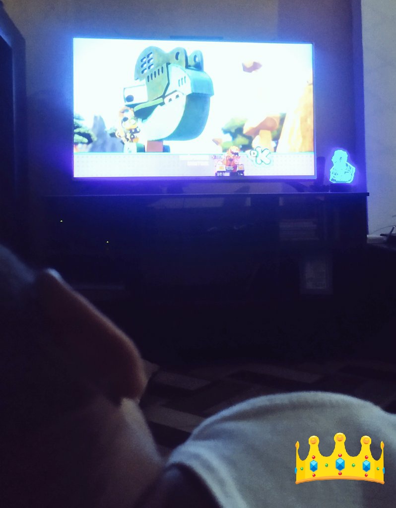 IrvingOyola_MC's tweet photo. #SinTV
#SinSofa
#SinPlay
#SinSueño
Mi #Locos tremendo... https://t.co/lt92rvUB4l