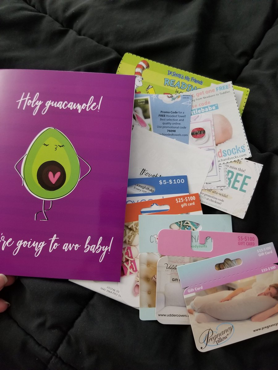 leynavivi95's tweet photo. Screw you Jenny B. I'm not pregnant, I'm just fat. #pregnancyscam #fakepregnancy #fakenews #scam #stalker #invasive #lawsuit @motherslounge https://t.co/760FHqBCzM