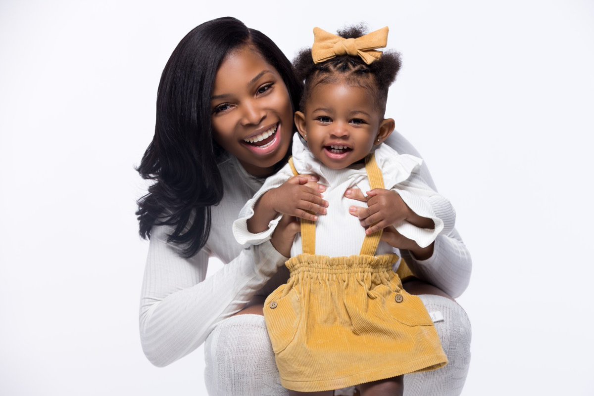 _teashad's tweet photo. Our pictures came out so cute 🥰 https://t.co/ApijXMxYdz