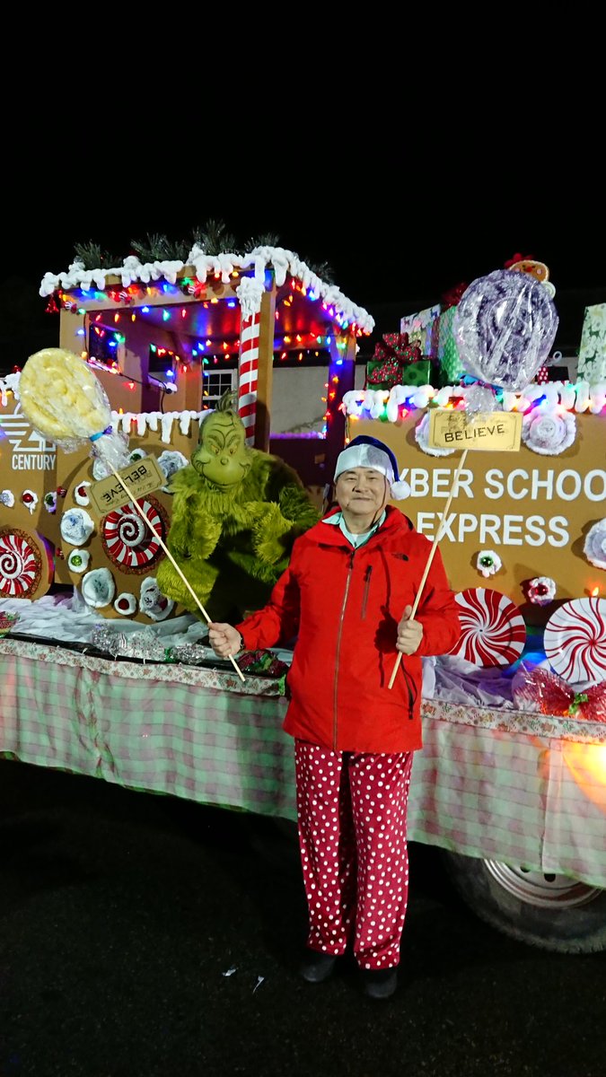 pchu21cccs's tweet image. West Chester Christmas parade