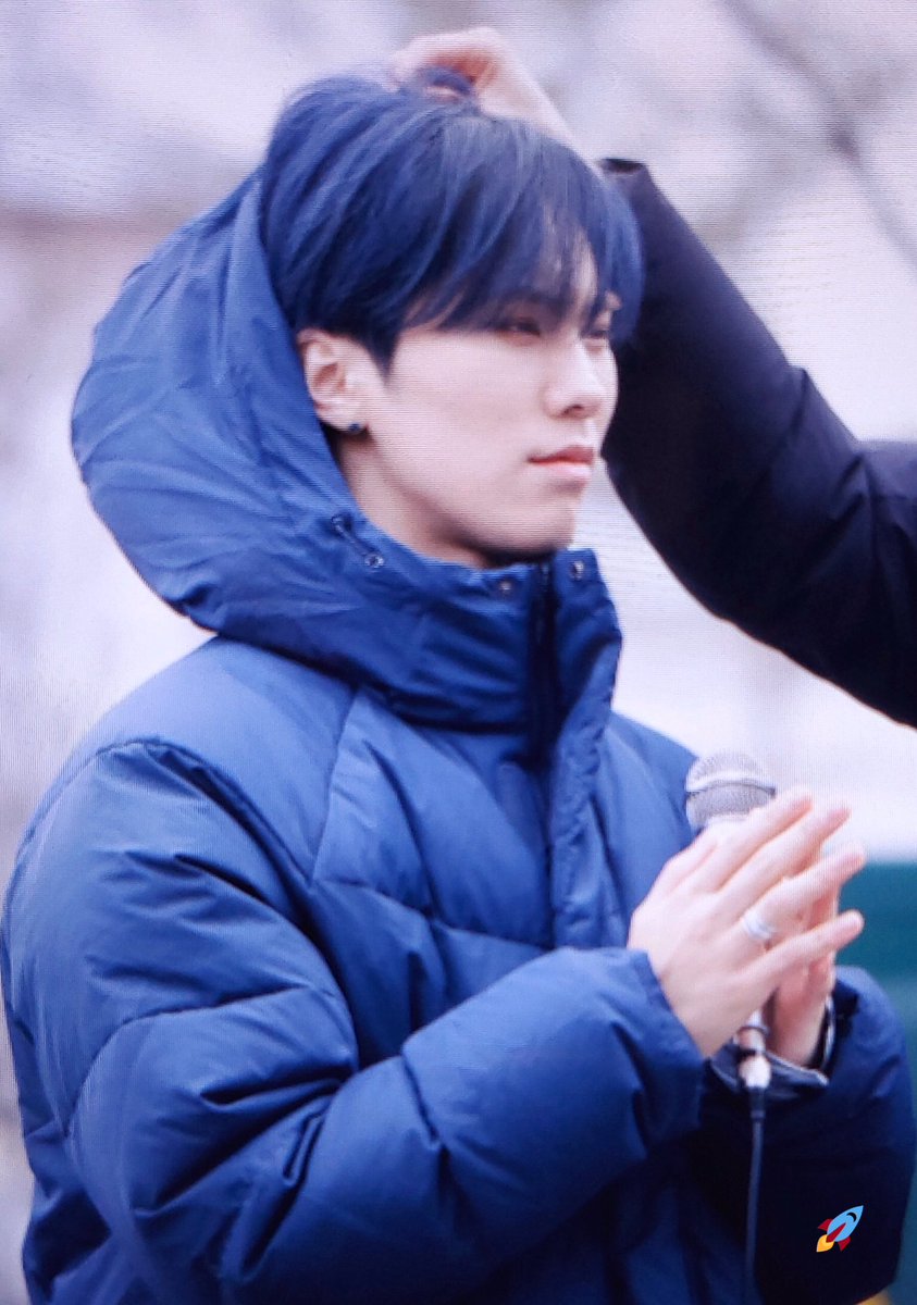 Rocky_Matrix's tweet photo. 191207 #아스트로 #ASTRO 
#라키 #ROCKY @offclASTRO 🔥 https://t.co/JAELsQrfzn