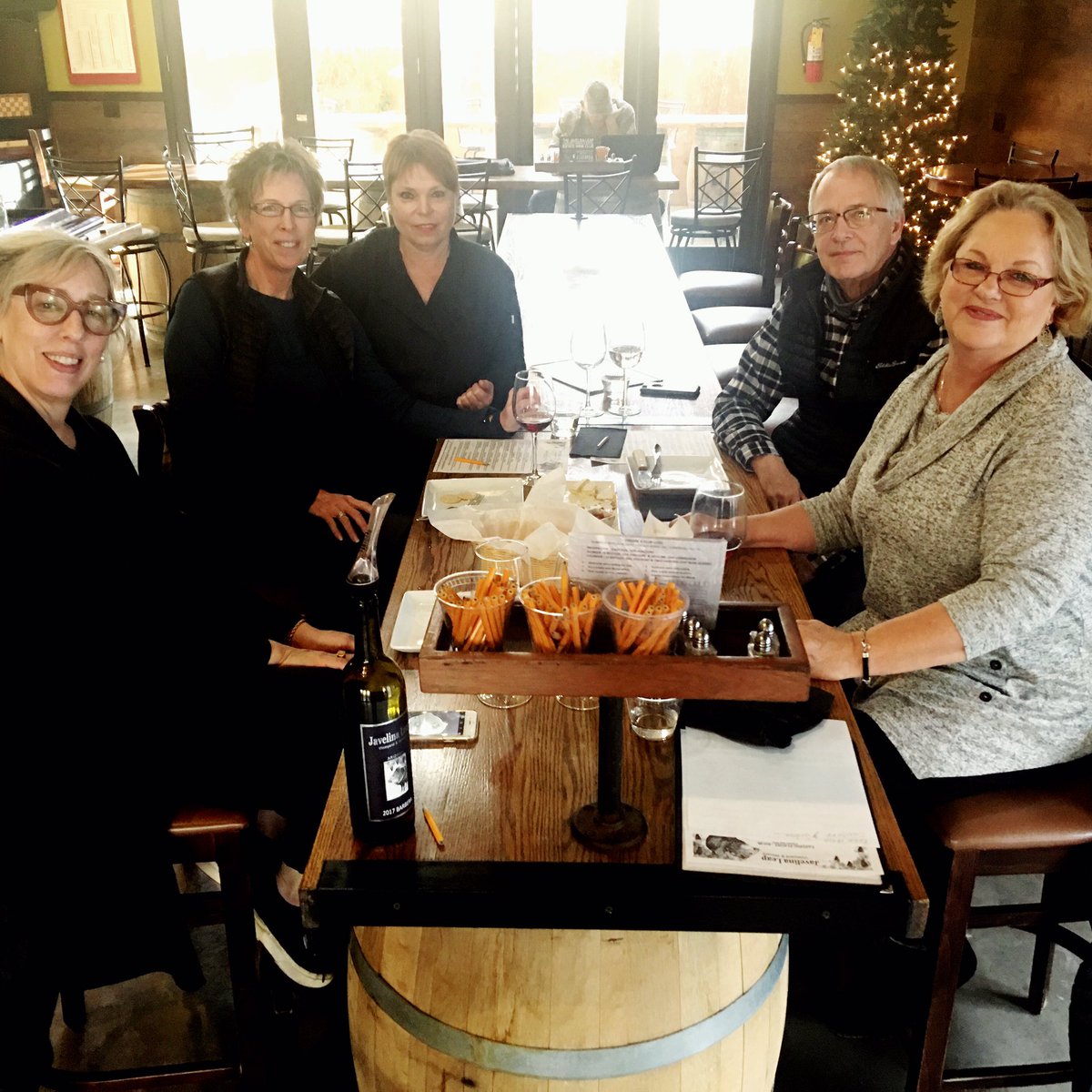 Honored to have these legacy wine club members rave about my bread 🥖 today and request seconds. They were a delight! #bread #wine #winery #wineclub #bake #baking #baker #bakery #arizonawine
