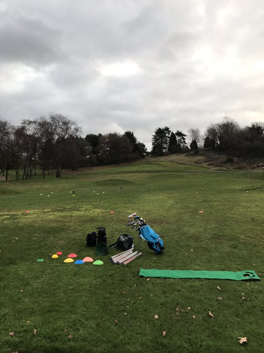 GolfStourbridge's tweet photo. It’s that time of the week again. Ready to go for 3 groups in our Junior Academy this morning with @ChrisMoleGolf
#golf #pga #pro #juniorgolf #SaturdayMotivation #SaturdayMorning #alwayslearning https://t.co/mTcbhL9Vye