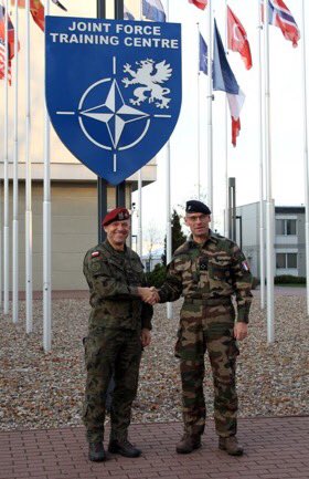 7e_brig_blindee's tweet image. Exercice #CITADELBONUS 

Au @NATO_JFTC en 🇵🇱, les #Centaures de l’EM #7BB 👍s’entraînent 😀avec la #1DIV aux ordres du @QGCRRFr 🇫🇷

Interopérabilités, procédures OTAN, #CJEF , certification sont les objectifs majeurs de cet exercice international👏

#WeAreNato
#StrongerTogether