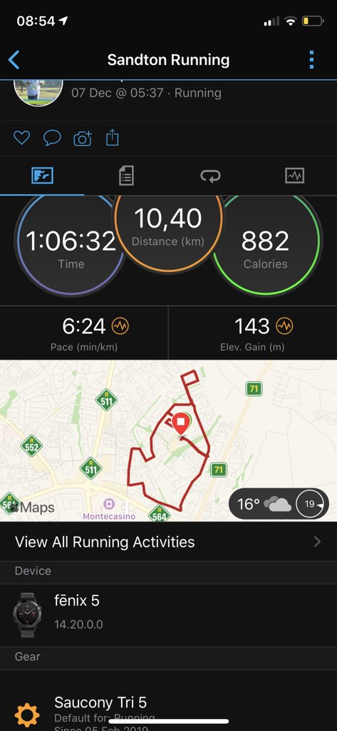 Mo_Mothae's tweet photo. My first run with #KickersAC since Pre #Comrades2019 injury. Iβve really missed the rhythmic sound of striding steps hitting the tar, the collective sound of churning lungs on the uphills & most importantly just being around fellow runners β€οΈππΎππΎββοΈ #Road2Recovery #ImStillAnAthlete https://t.co/z39iKb513P