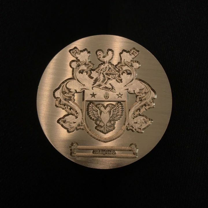 blackmarketIntl's tweet photo. Sending out the gifts 🎁 today!
.
.
.
#familycrest #waxseal #logo #promotion #wedding #xmas #giftidea #express #love #yearend #stamp #invitation - more details on https://t.co/yT3NAc4JfV by Black Market Wax Seal and Leather Stamp https://t.co/A7OyZjqML5