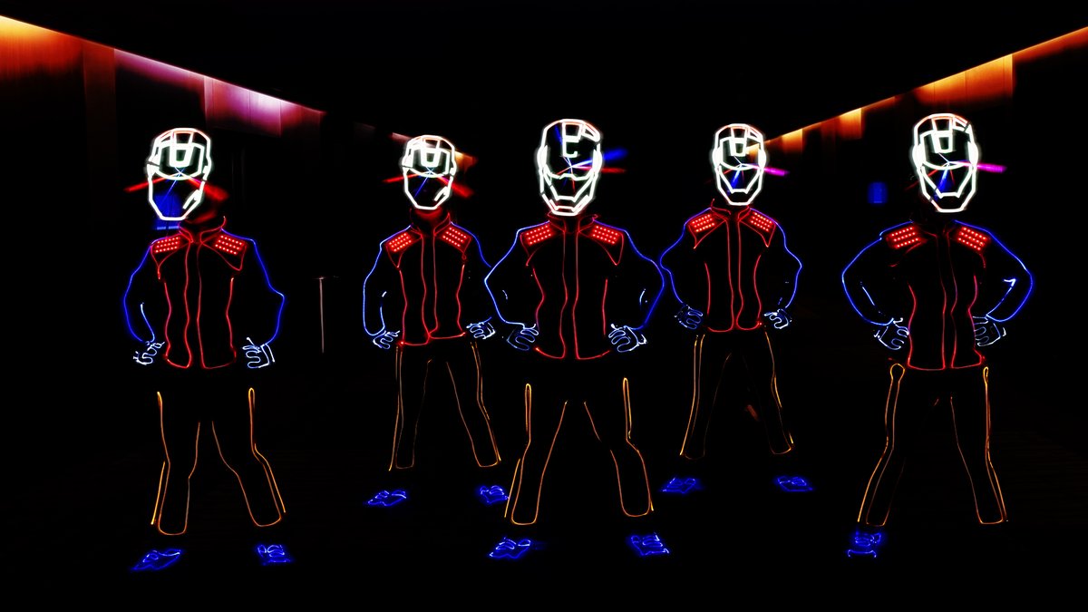 trondanceindia's tweet photo. Hologram Heads performed in Cochin (Kerala), India.

For more details, please check this link: https://t.co/WBRCx7stBO

#SkeletonDanceCrew #India #Hologram #HologramFan #DanceShows #Event #DanceCompanyIndia https://t.co/cgiU3tCtKO