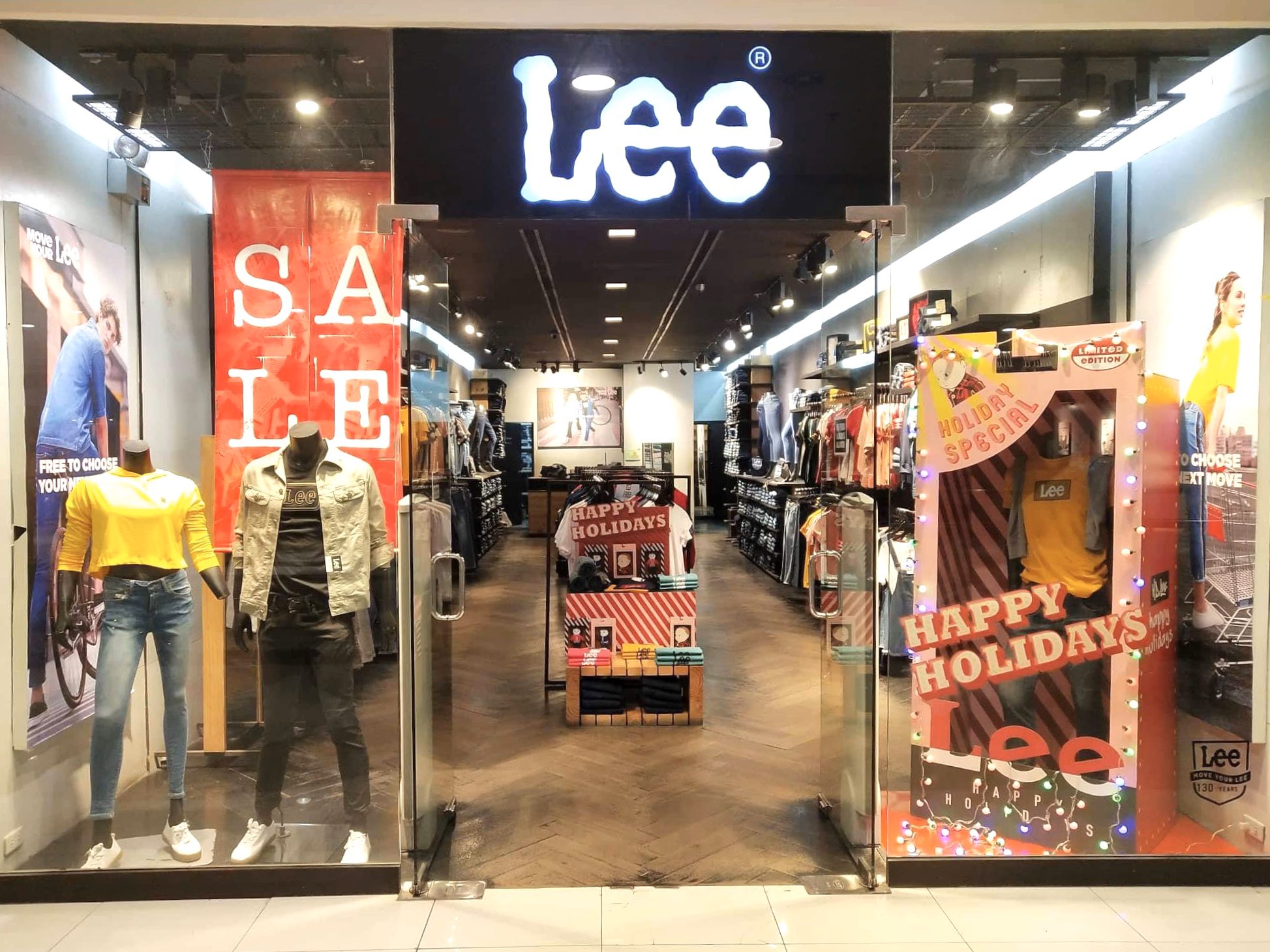 lee jeans factory