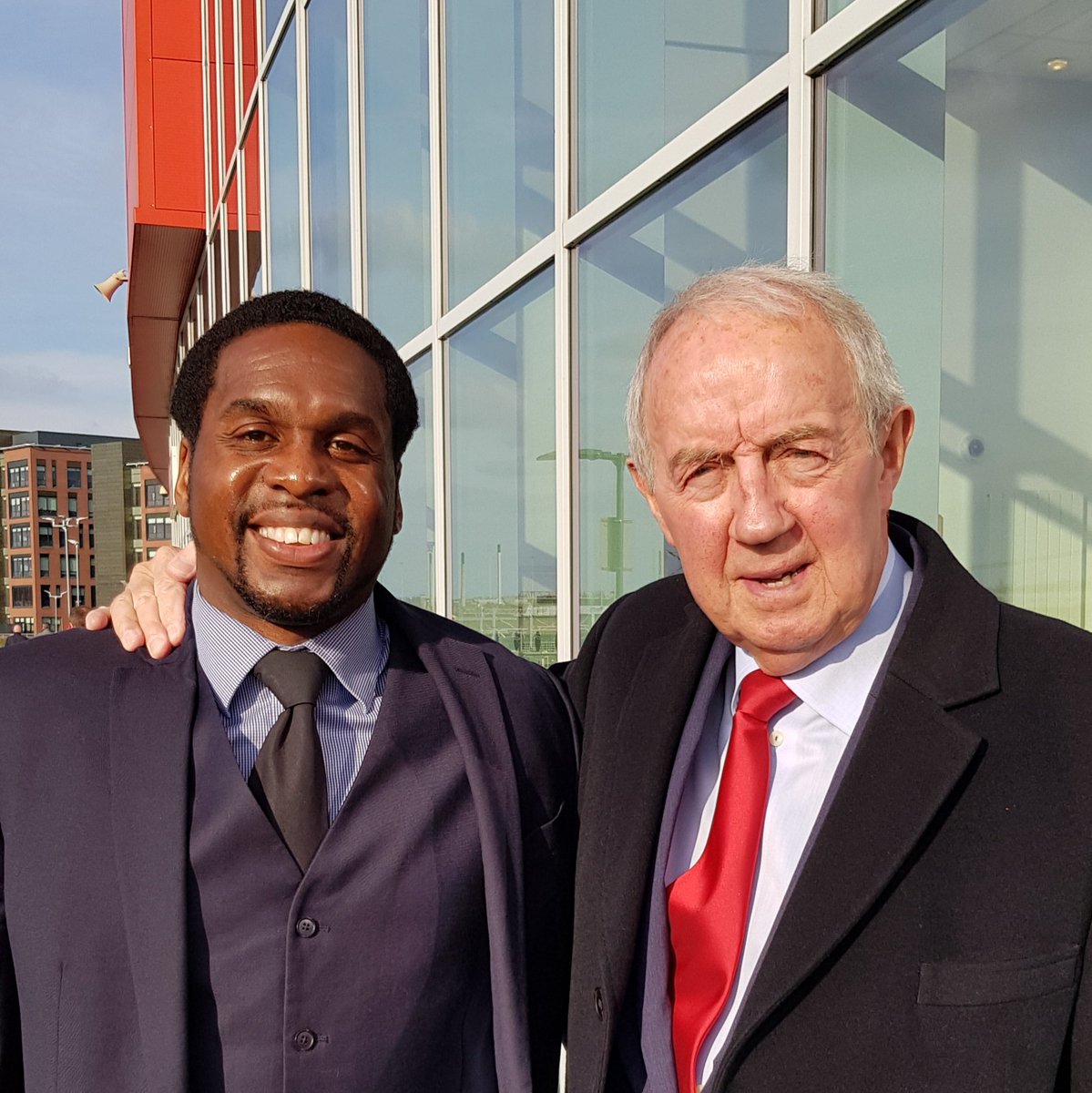 WarnerVj's tweet photo. Afromiles Challenge Highlights

1. Catching up with my old gaffer @FrankClarkFC as a guest of honour at @OfficialRUFC  vs @NFFC 

3,244 miles in 23 months for @TeenageCancer

Still time to support the effort at
https://t.co/rt5T5uZ3gD
#RUFC #NFFC https://t.co/YDZUIARkx7