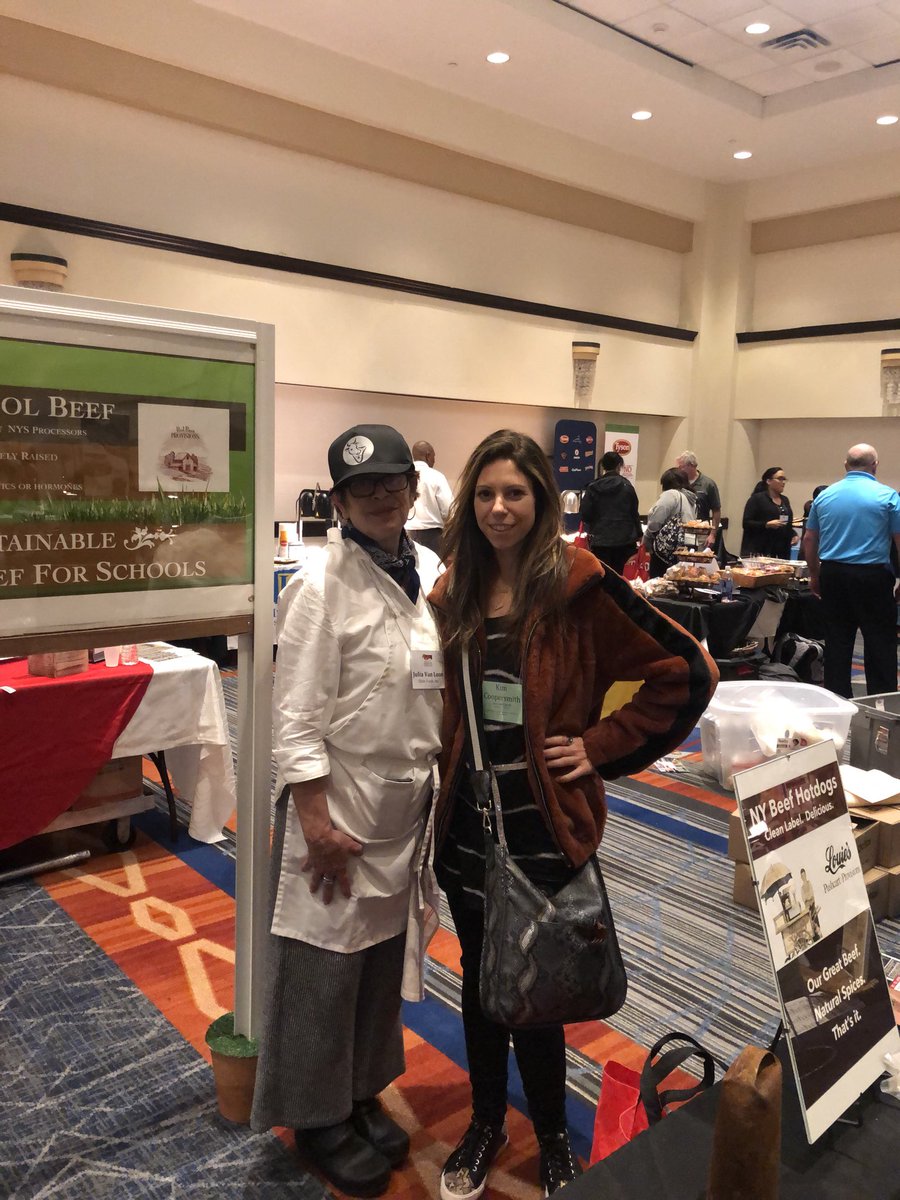 slatefoods's tweet photo. #lovewhatwedo Another great Regional Seminar LI!!  Thank you ⁦@KimKoopersmith⁩ ⁦⁦#GCCSD⁩ for your years of support of Farm to school. ⁦@nyagandmarkets⁩ #BetterBeefinSchools #NYThursdays ShakeTheHandThatFeedsYou ⁦@NYScertified⁩ https://t.co/eBBG6MEXo1