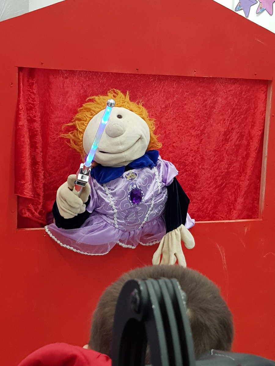 1_forget's tweet photo. @bedwasjuniors Would you mind sharing this on your social media pages please.
At a loose end this wkend? Come on down to Machen Village Hall this Sunday at 5pm to watch Forget-me-not-productions' adaptation of #Cinderella; an #interactivepantomime. https://t.co/niqTlHNLGD
