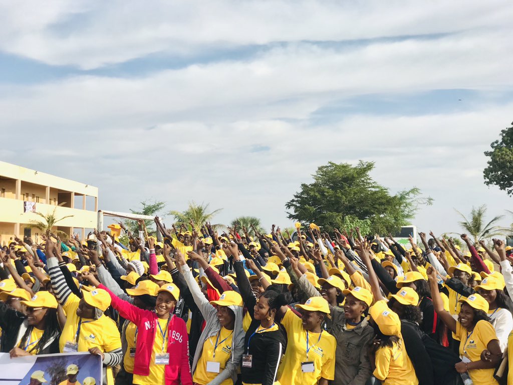 SupdeCoDakar's tweet photo. #Marchonsensemble
 
« Si tu veux aller vite, marche seul mais si tu veux aller loin, marchons ensemble. »
Un moment marqué par la performance et la solidarité.
Good job à toute la promo ! Ils ont réussie avec brio 
 
#supdecodakar #weekendintegration #jointhefamily https://t.co/syTCyVILCb