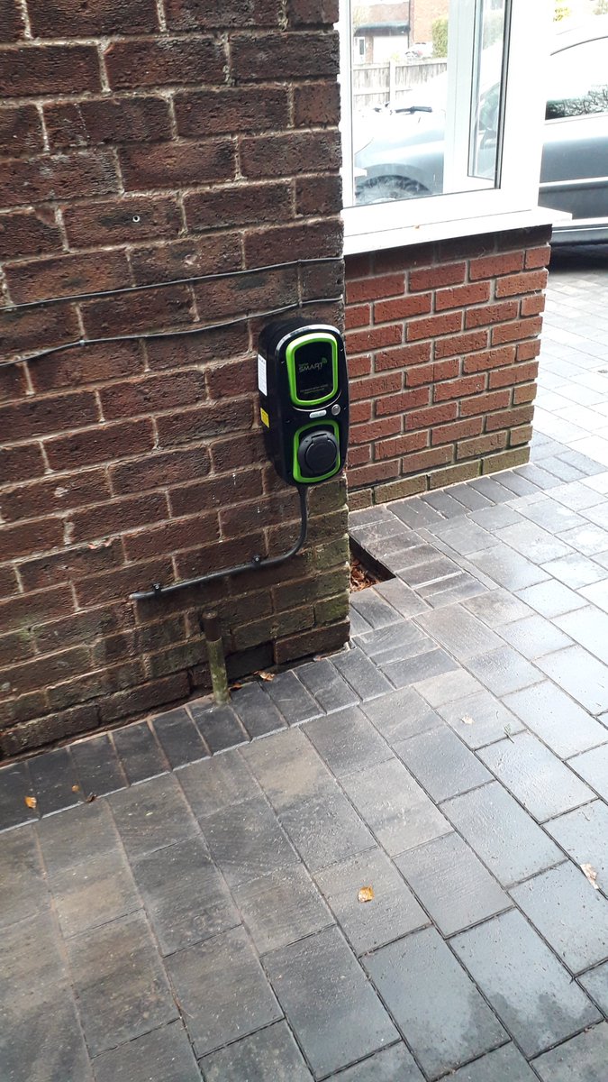 Latest install. A Rolec Wall Pod Home Smart. First with the new Matt:E unit. Really impressed saves time and looks neater. Visit ecochargepointsuk.com to arrange your professional install.
#RolecEV. #Matt:E. #ElectricCarCharging. #EV.