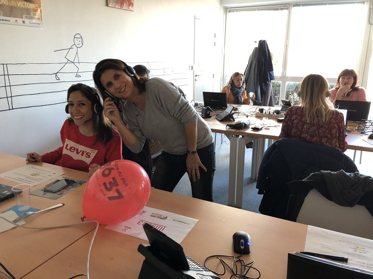 anais_boilly's tweet photo. Les collaborateurs d’@OrangeOccitanie se mobilisent pour le #Téléthon2019. Comme chaque année, nous recevons vos promesses de dons au 3637. Tous ensemble contre la maladie @Telethon_France #ProudToBeOrange #RSE https://t.co/N9NICB3JHE