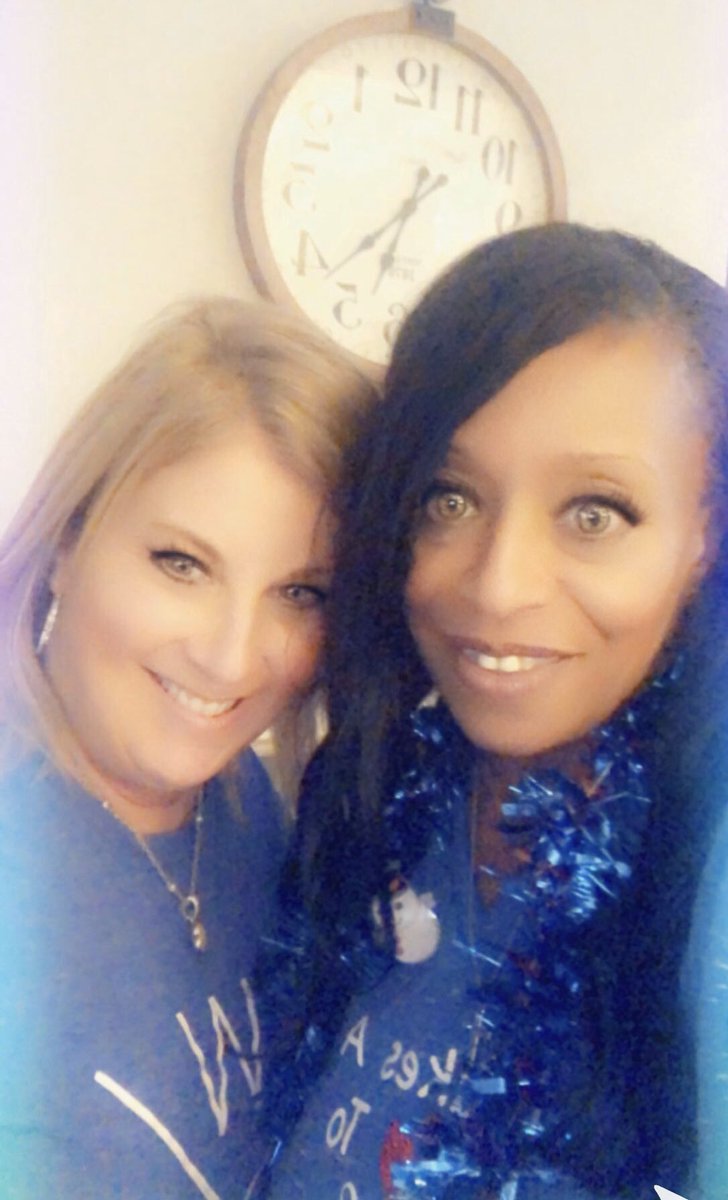 wall_collins's tweet photo. Christmas Party Fun! https://t.co/JjzTOFCuEK
