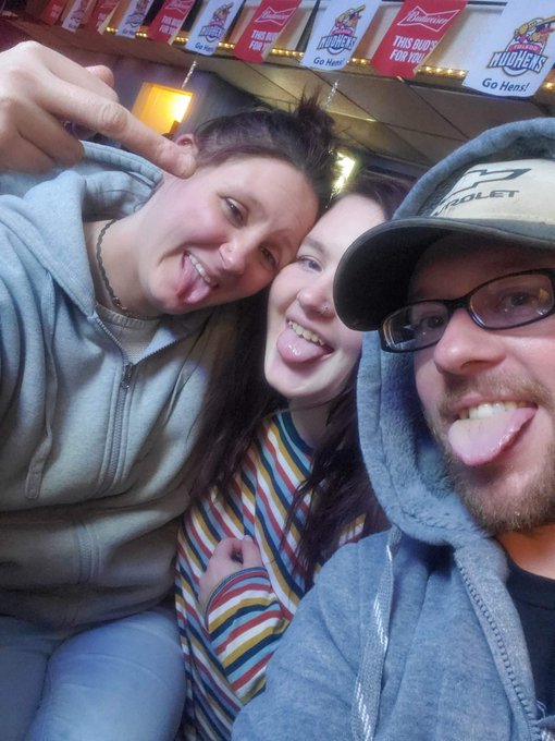 Had a fun ass night with some great friends and Happy Birthday to my bestie Teejay https://t.co/vCyX