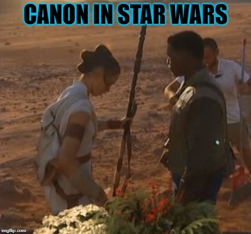 WinnieThePoe1's tweet photo. There is canon and their is fan fic. #Rey #Finn #FinnRey #RiseofSkywalker https://t.co/OsWKq6b8o6