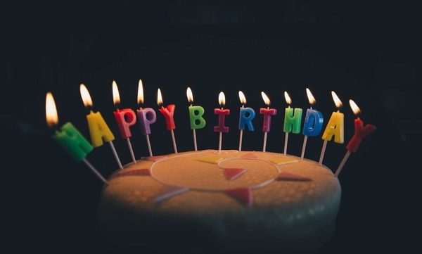Darren_Merrett's tweet photo. Birthday Celebrations!

December 16th 2009 I created Traffic Ad Bar, this year marks 10 years and what a 10 years it's been.

To celebrate 10 years of Traffic Ad Bar we've lined up 3 big announcements.

12th December
9th January
16th January

Don't miss out! https://t.co/CKBLZAh2kK