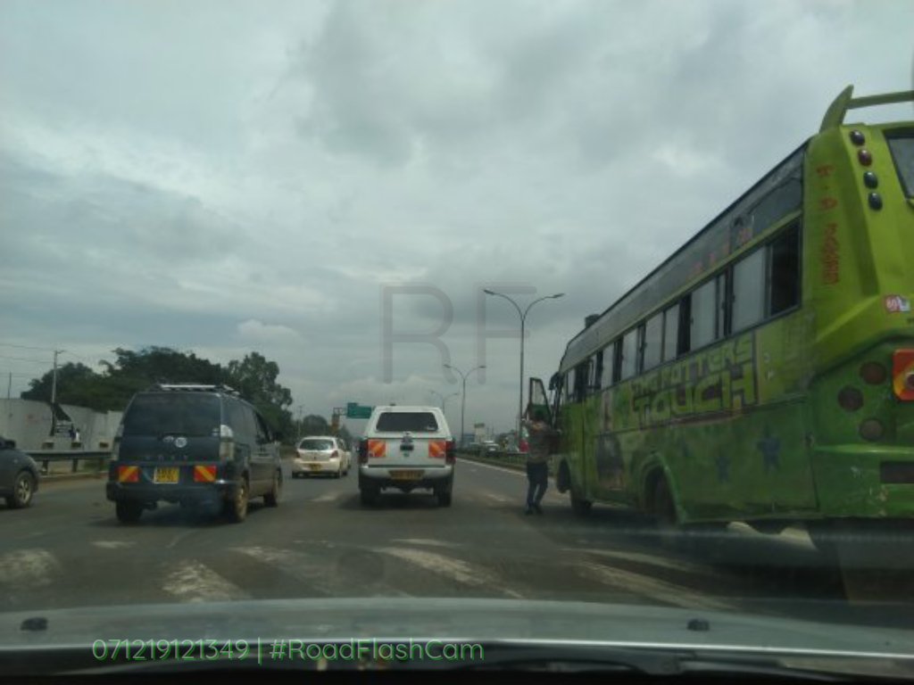 roadflashke's tweet photo. On the road:  #RoadFlash https://t.co/DwJE9iGZg9