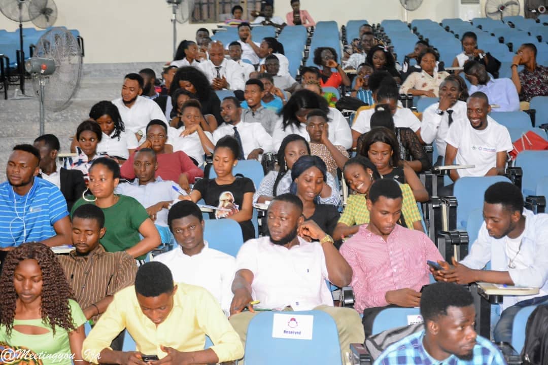 GuruFoundation1's tweet photo. Student Union Leadership Summit was a success. It was amazing as we gathered over 500 students leaders in Cross River State to talk about leadership and what they can do differently. #Sulscalabar #TE14 #Gurusession https://t.co/ZffeV4pMOe