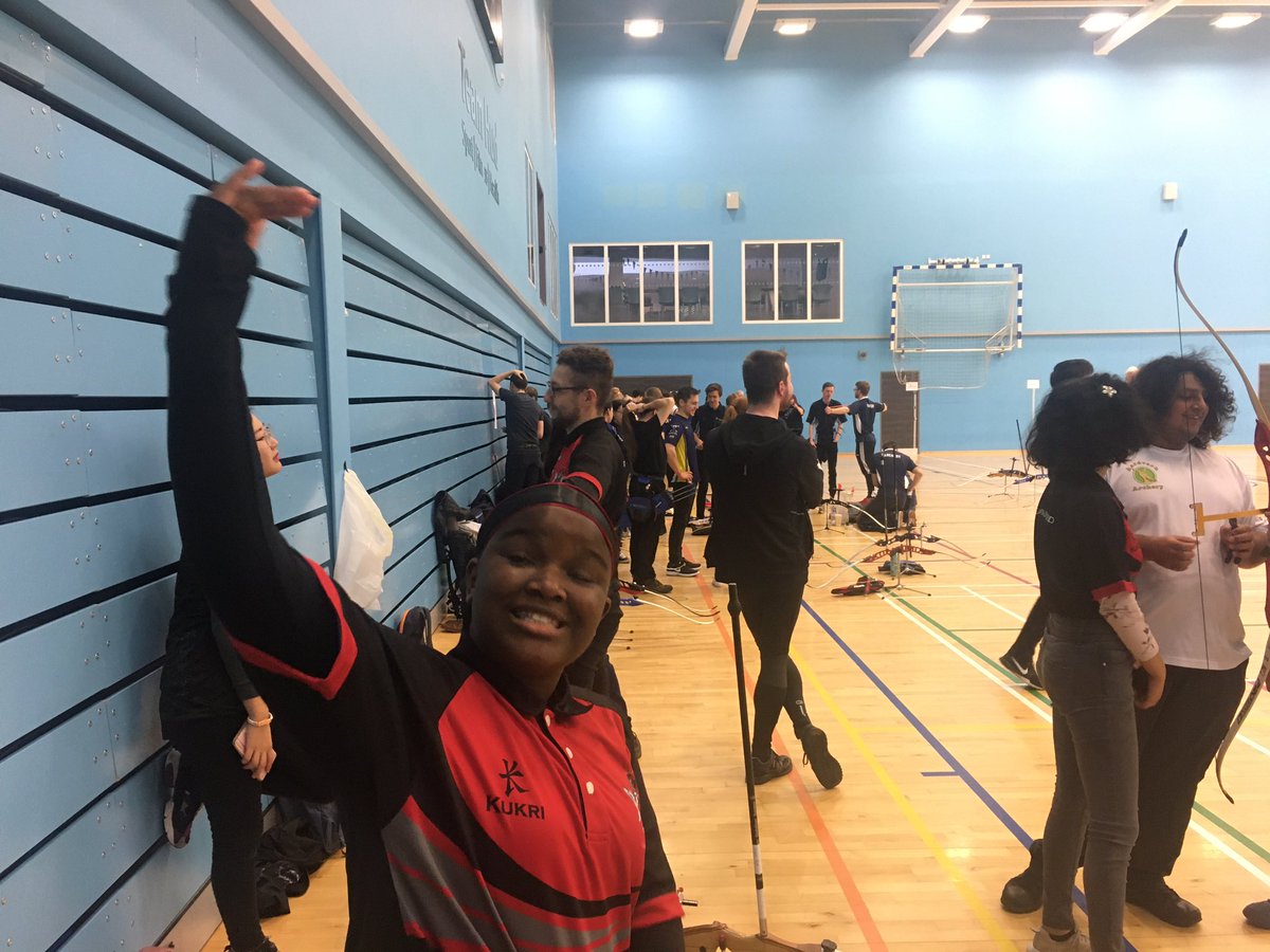 UbuArchery's tweet photo. How high you setting the bar for this competition? 😊🏹 @HuddsArchery #teambradford #NEUALnovicechamps https://t.co/fMe5MwOF6y