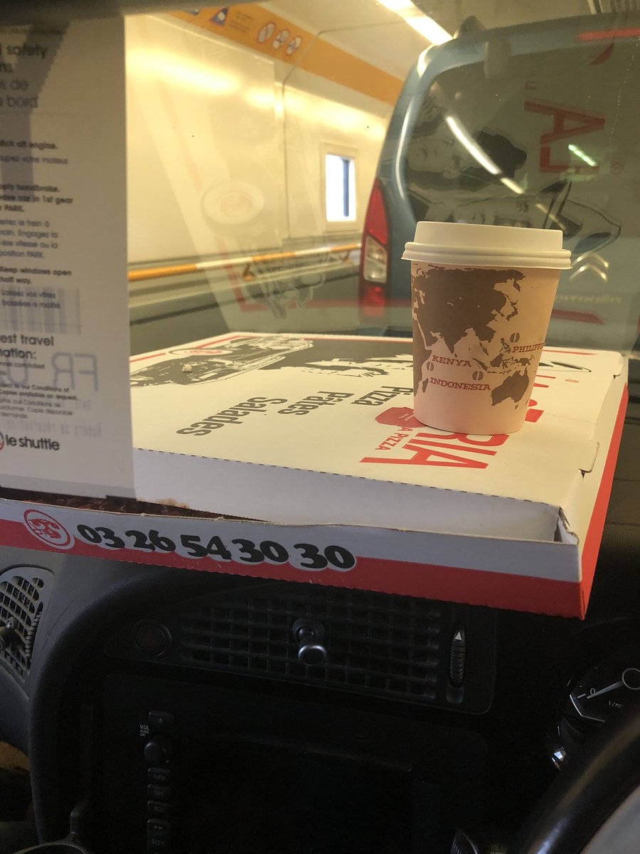 FergusElias's tweet photo. All good things must come to an end, including winemakers’ gastronomic tours of champagne #britaniitedomum #breakfastpizza @garnettash @englishterroir https://t.co/ljeV2Hc7iV