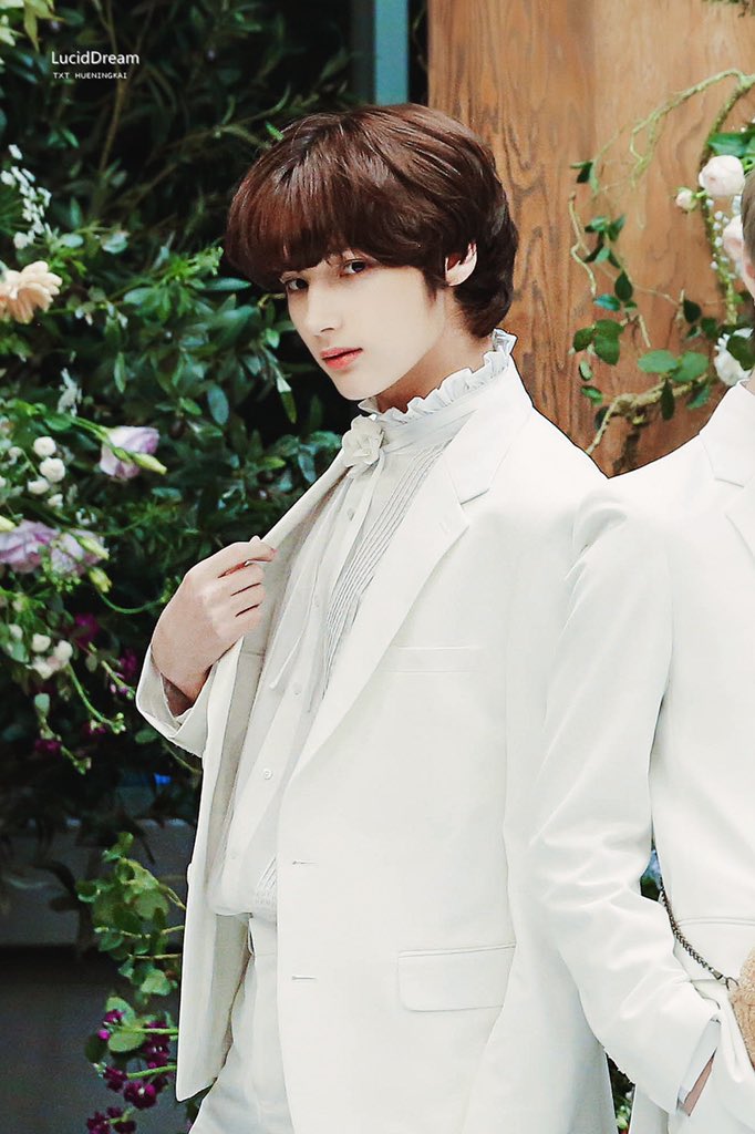 LucidDream814's tweet photo. 191206 팬사인회

#HUENINGKAI #휴닝카이
#TOMORROW_X_TOGETHER  
#투모로우바이투게더 
@TXT_members https://t.co/2MlNkjno5B