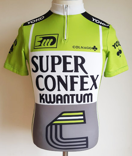 Maillot original de l'équipe des Pays Bas, Superconfex Kwantum Hallen Yoko.

Disponible sur sport-antique.com

Maillots cycliste vintage originaux.
#cycling #cyclisme #velo #vintage