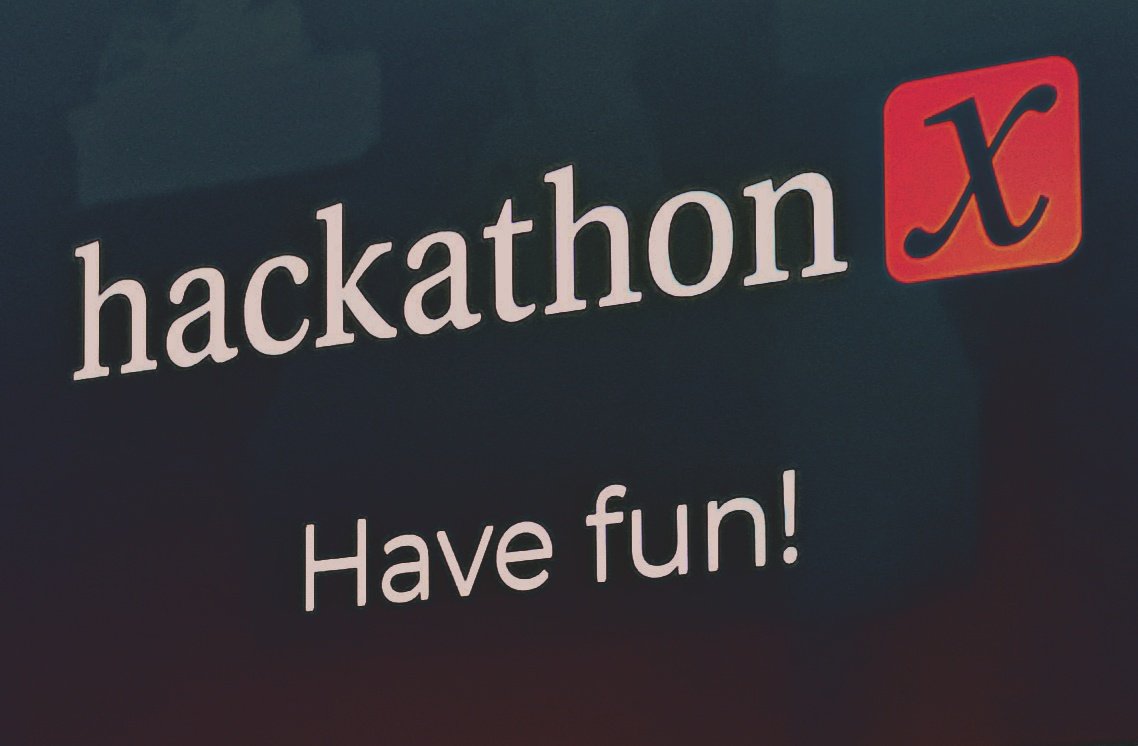 Le_Ann_Fr's tweet photo. Geht richtig los
@BLM_Karlsruhe und @hackundsoehne 
#hackathonx https://t.co/YSSxn5nkBh