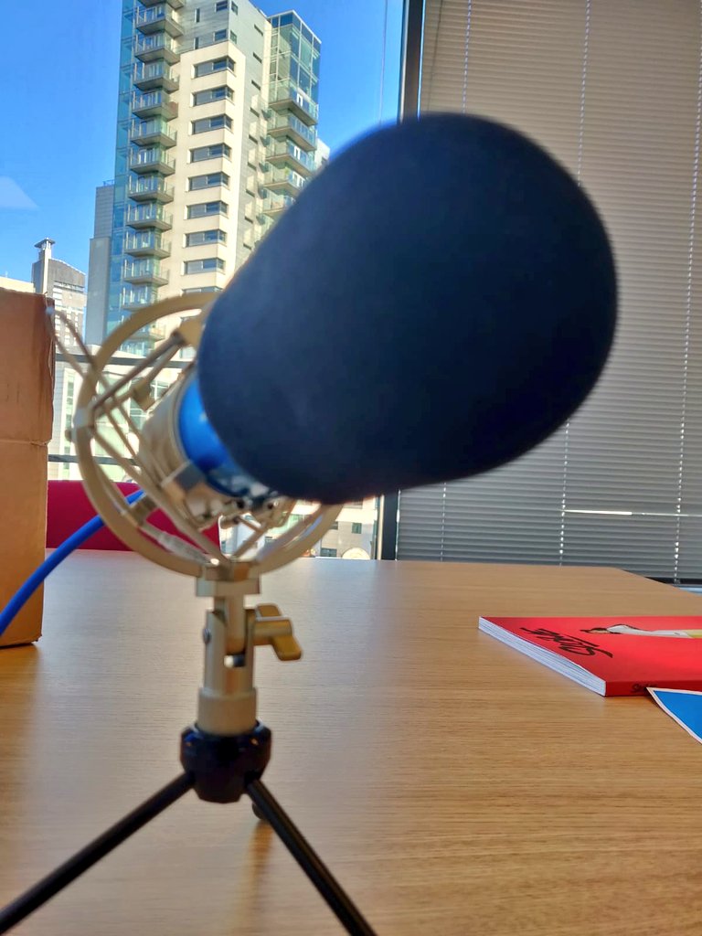 BoardersWB's tweet photo. IT'S LIVE 🎧

This awesome @Womeninsport_uk podcast episode features our founder @amnaakhtar14 of @heygirldreamer_ &amp; the amazing @thebrownhijabi of @Maslaha discussing barriers Muslim girls &amp; WoC face accessing sport. 

It's a DOPE episode, tune in!👇🏿
https://t.co/ewgp3smt38 https://t.co/IsyuucAtDo