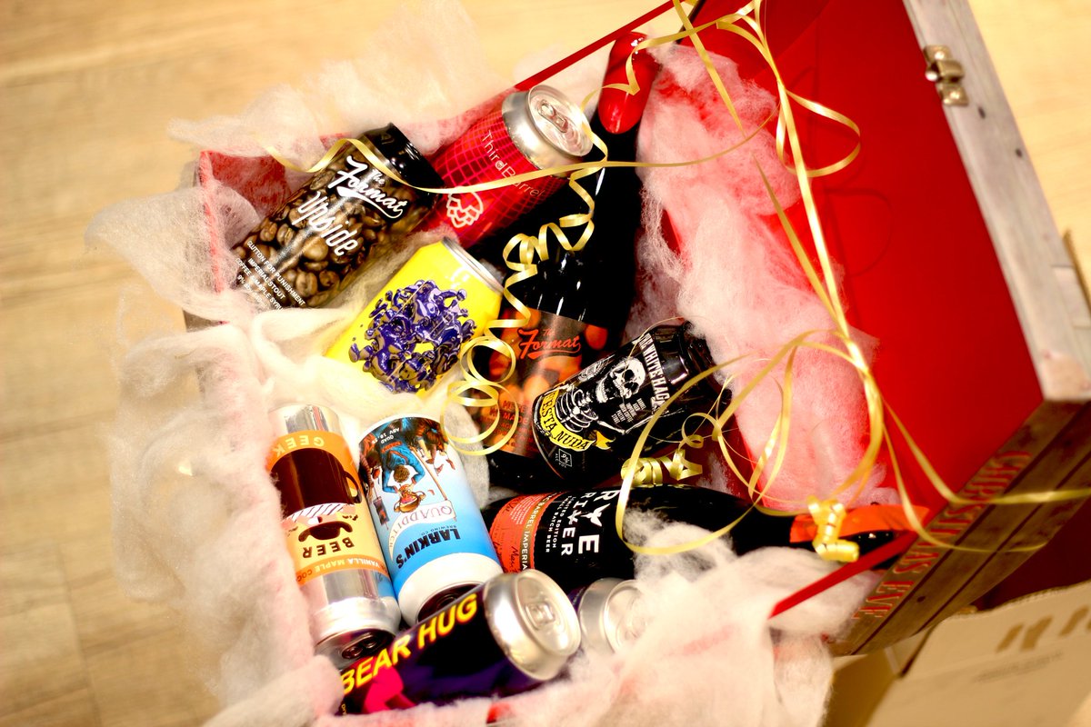 It's Christmas shopping time!
And we have some boxes ready for you.
Available only in store, but you can buy it online to make sure we still have some!
Addition to our Imperial Christmas Geek Box is now Sinterklaas - selection for a Belgian beer lover!

craftcentral.ie/collections/gi…