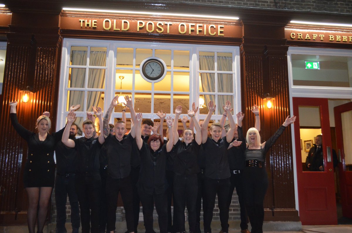 BROMSGROVE'S OLD POST OFFICE OPENS AS NEW PUB WITH HARTBRIGHTS HELP

Including bespoke projecting sign in keeping with the name.

FULL STORY: hartbrights.co.uk/old-post-offic…

#signage #signs #customsigns #customsignage #signmaker #signmakers