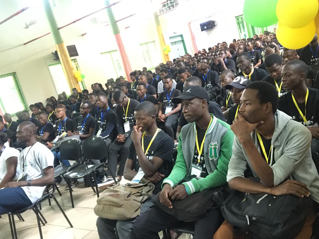 arielalinkan's tweet photo. #DevFest #DevFest19 #DevFest19AbomeyCalavi #GDG #WomenTechmakers #WTMAC https://t.co/rRrScIAHSm