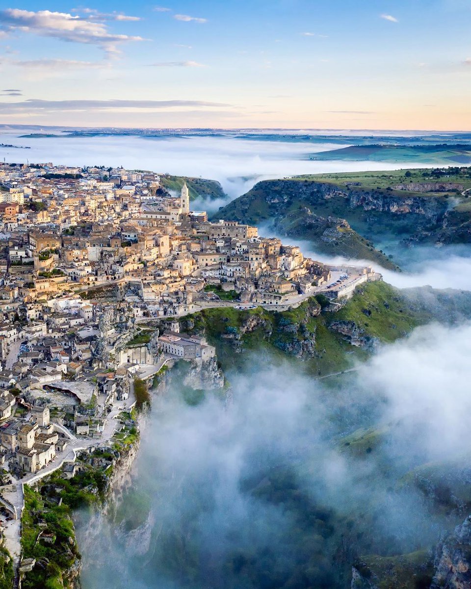 LoveBasilicata's tweet photo. "The first time I saw Matera, I went crazy, because it was simply perfect." Mel Gibson
Life is made up of little precious moments... Matera will give you an extraordinary experience. Let's visit the city of the Sassi. https://t.co/FPsgqhRcue 📸https://t.co/PxmwSL7MoS https://t.co/ICJdXipMBv