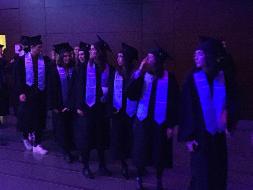 DauphineDRC's tweet photo. Hier c'était la grande cérémonie de remise des #diplômes pour les étudiants #masterDRC promo 2019 ! 
Nous leur souhaitons le meilleur pour l'avenir, des métiers #passionnant et de belles #carrières
Merci aux responsables et à Roxane étudiante du 206 qui a introduit la cérémonie ! https://t.co/MKrYGnGc5W