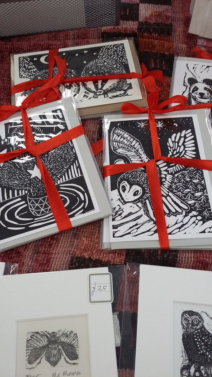 ArtWorksTheMill's tweet photo. Dear W'stow friends I am at #QueensRd #adulted doing a Xmas fair 10 - 4
Do pop by...also free craft tasters @WFculture19 @wfcouncil https://t.co/GHTPJIWAhi