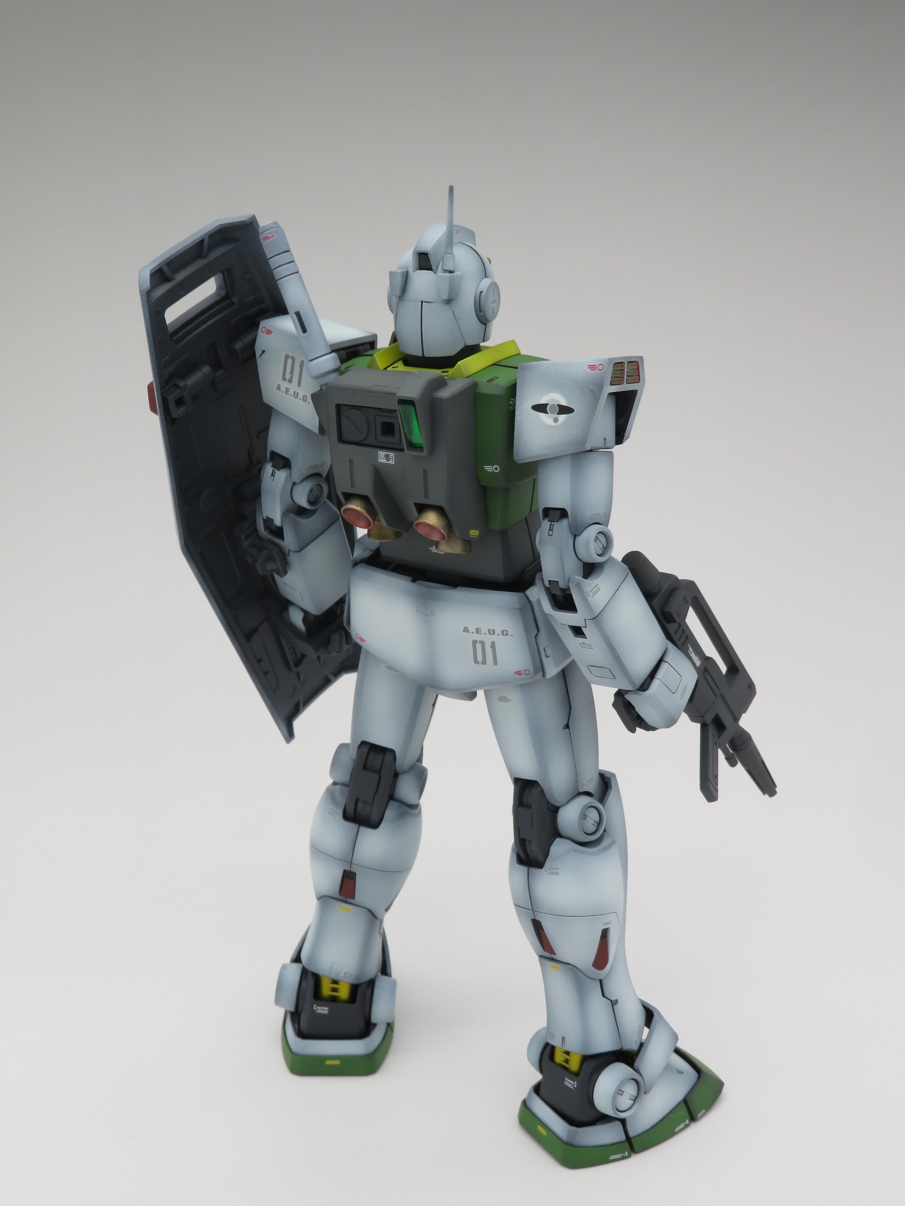 おか Vs09小隊 作品 Mgジム エゥーゴカラー ジャック ベアード機です ジム を グリーンダイバーズ 仕様で仕上げ 公式では エゥーゴパイロット ですが 劇中で Pilot Jack Bayard と表示されてます って事でジャック機で仕上げ