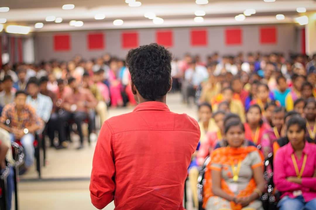 emceeias's tweet photo. #hindustan
#Hcas https://t.co/dN8MpjooC8