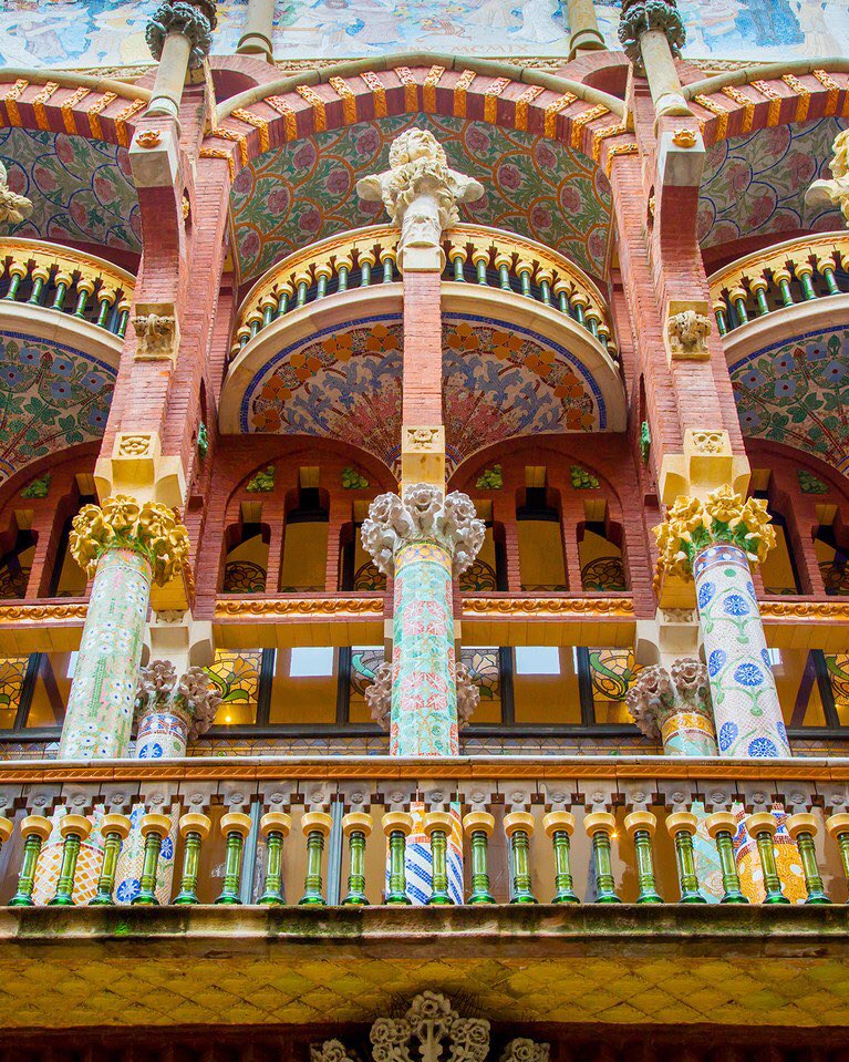 Palau de la Música Catalana, Barcelona, Lluís Domènech i Montaner, 1905-8Images mixed sources