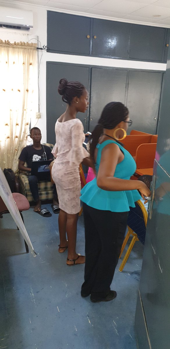 peterolayinka's tweet image. Quite amazing people came in from Lagos for this event #pythonIbadan with over 100+ registration and over 30+ in attendance for this current session, we have you covered, if you are still on your way @pythonibadan. #python