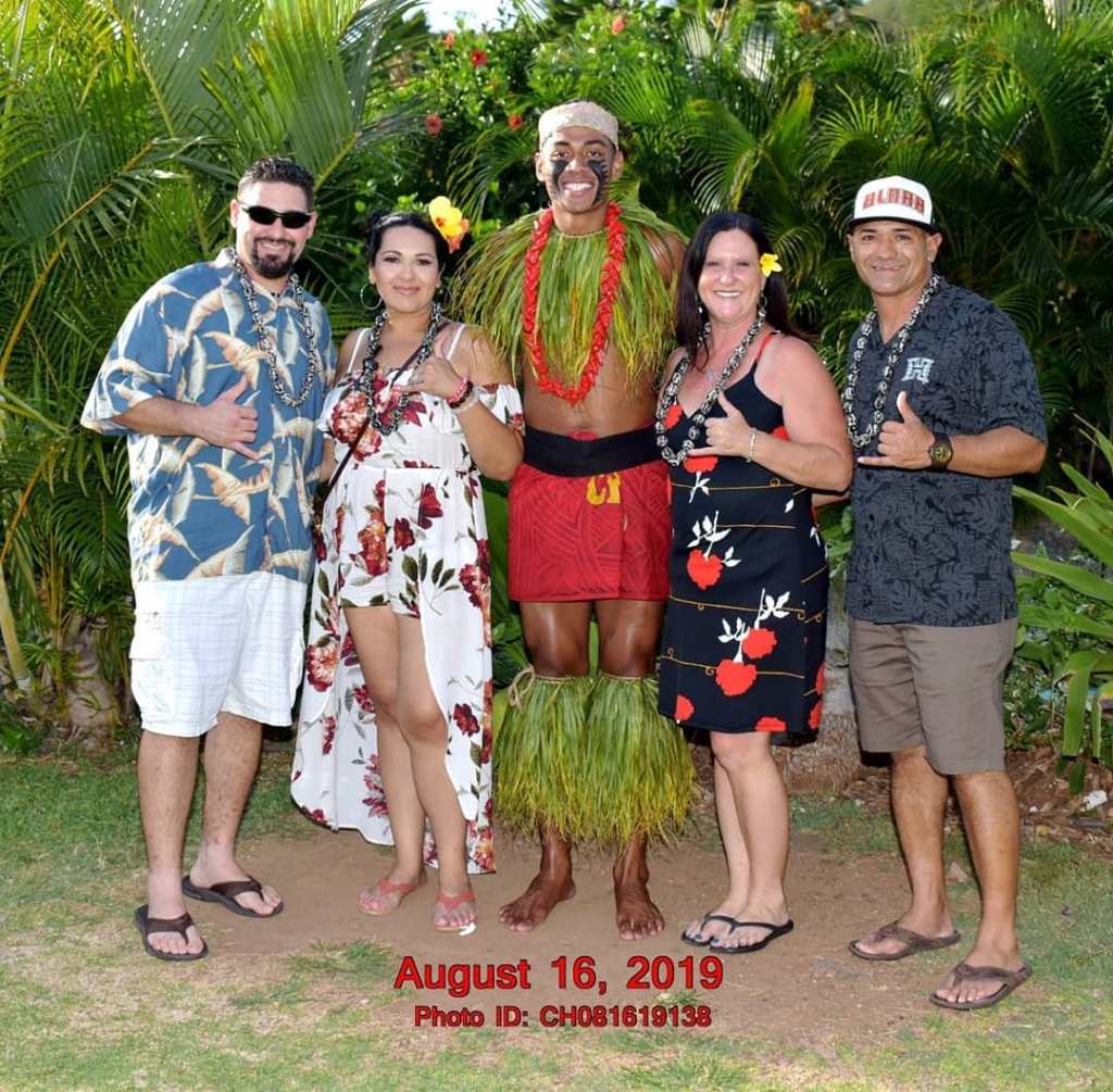 Chief’s Luau! Such a beautiful experience! #Hawaii #HawaiiVacation… trekporium.com/chiefs-luau-su…