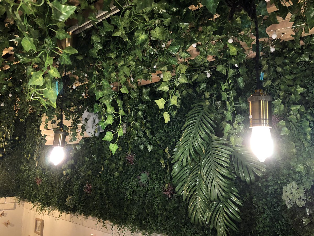 oo79864432's tweet photo. 高円寺再訪編③
mAtcHa LaB 303 🇵🇭 高円寺北 😆
フィリピンの抹茶スイーツのお店が日本に逆上陸、豆腐スイーツTAHO試食やってた。チャコール(炭)タピオカラテ 580円に。炭を飲むとデトックス効果ある❗️中粒タピ硬め。2階に映えるスペース✨ #タピ活 #タピオカ #タピオカ教団 #抹茶ラボ #matchalab https://t.co/0DUnrWkd0x