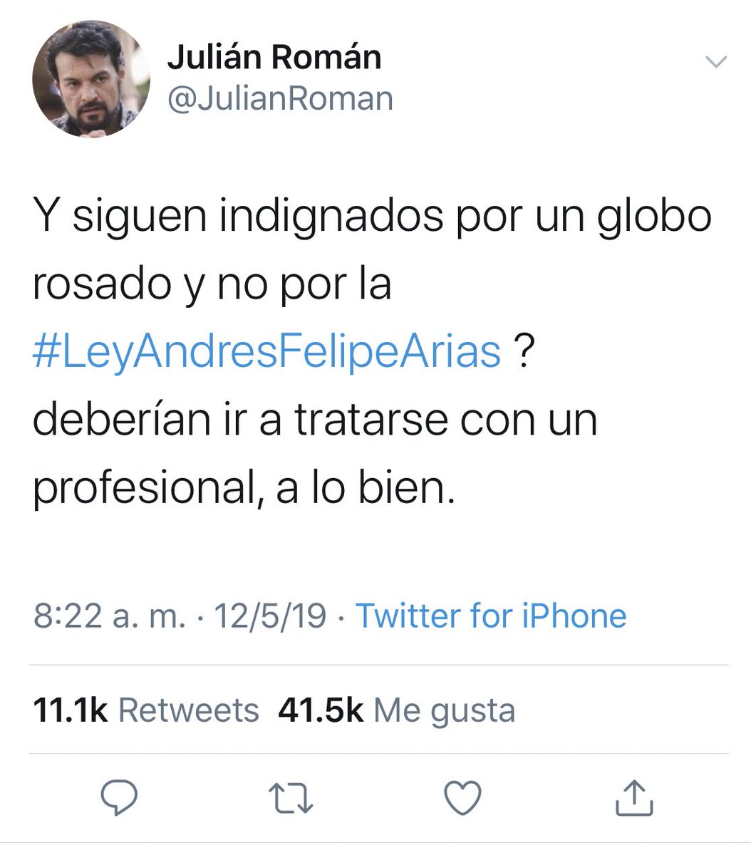 GustavoBolivar's tweet photo. ¡Vivan nuestros artistas!
¡Colombia está escuchando sus voces limpias y desinteresadas, desde el arte y la cultura!
Adelante valientes, no se dejen distraer por la Colombia del pasado.
¡Somos generación de paz! 
@AdrianaLucia @JulianRoman @GOYOCQT @LulyBossaTheOne 
#8DElParoSigue https://t.co/q5kx1GyqPw