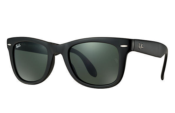 guiadeoticas's tweet photo. A GrandVision by Fototica promove uma ação com #rayban e presenteia clientes com produtos, descontos e brindes até o dia 19/12 em diferentes lojas da rede.  🕶
#oculosdesol #guiadeoticas #eyewearblogger #sunglasses https://t.co/rIWay10472