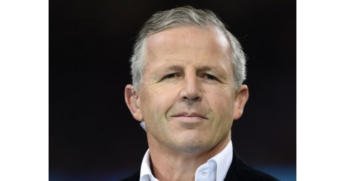 AmpthillTownCC's tweet photo. Sean Fitzpatrick confirmed for Celebrity Dinner!
https://t.co/Pu2jbdxajP https://t.co/XvPc73hnPa