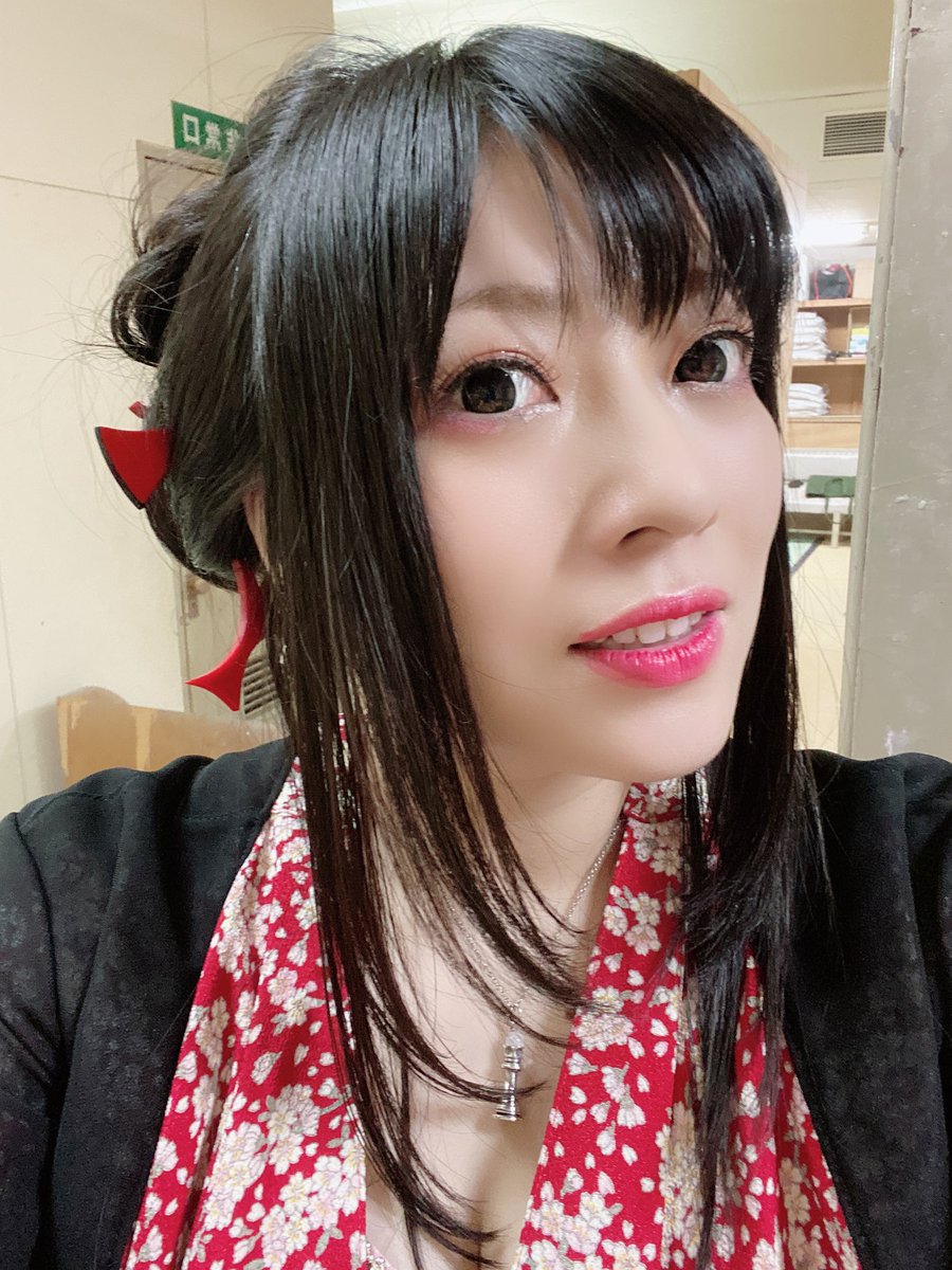 鈴華ゆう子yuko Suzuhana はーい 華風月ありがとうございましたー アットホームで楽しかったですね 3 華風月8周年記念ライブも発表になりました よろしくお願いします 鈴華ゆう子yuko Suzuhana はーい 華風月ありがとうございましたー アットホームで楽しかったですね 3 華風月8周年記念ライブも発表になりました よろしくお願いします